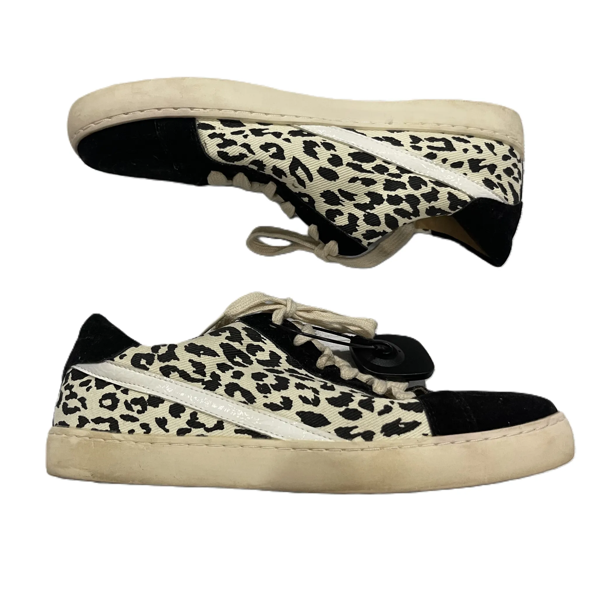 Animal Print Shoes Sneakers By Clothes Mentor, Size: 9